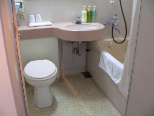 Single Room - Non-Smoking